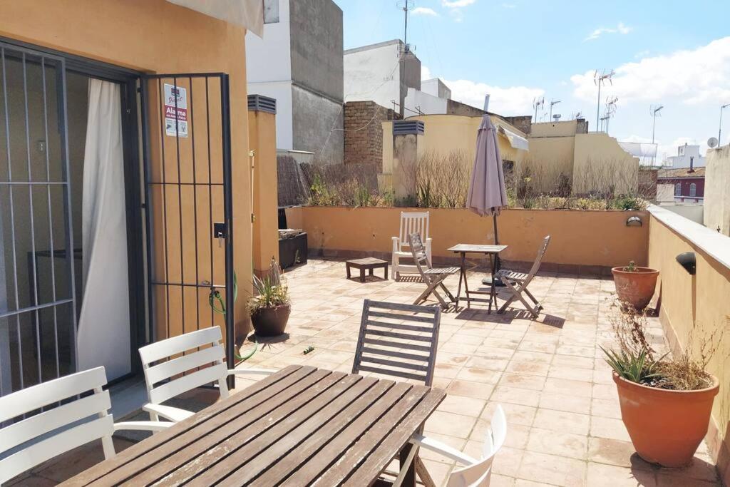 Penthouse Near Cathedral Private Rooftop Private Parking 塞维利亚 外观 照片
