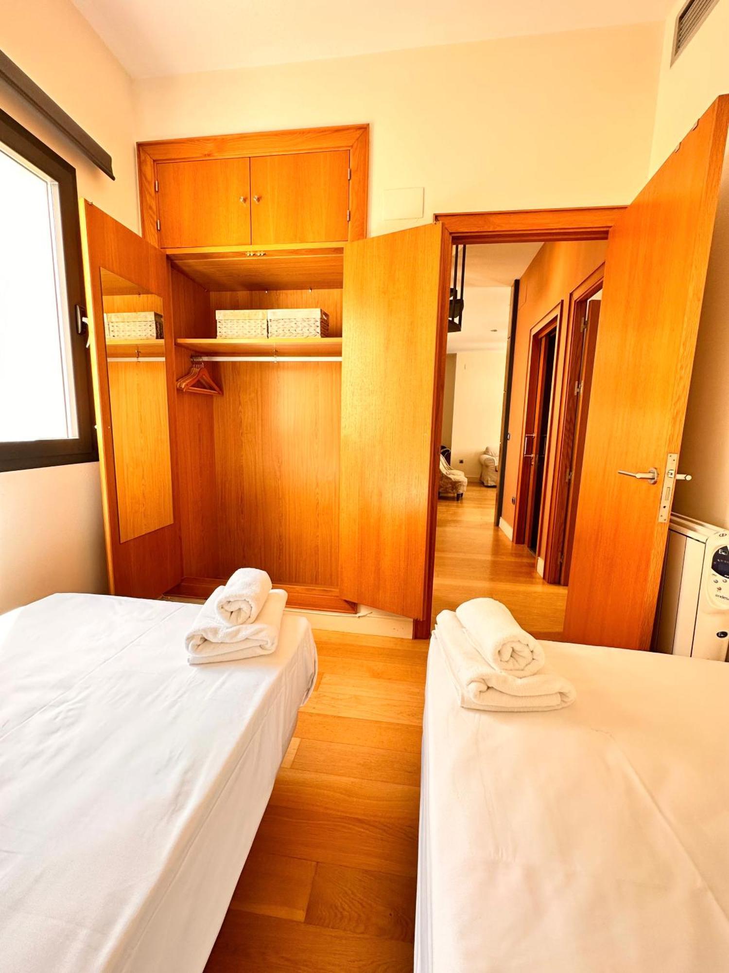Penthouse Near Cathedral Private Rooftop Private Parking 塞维利亚 外观 照片