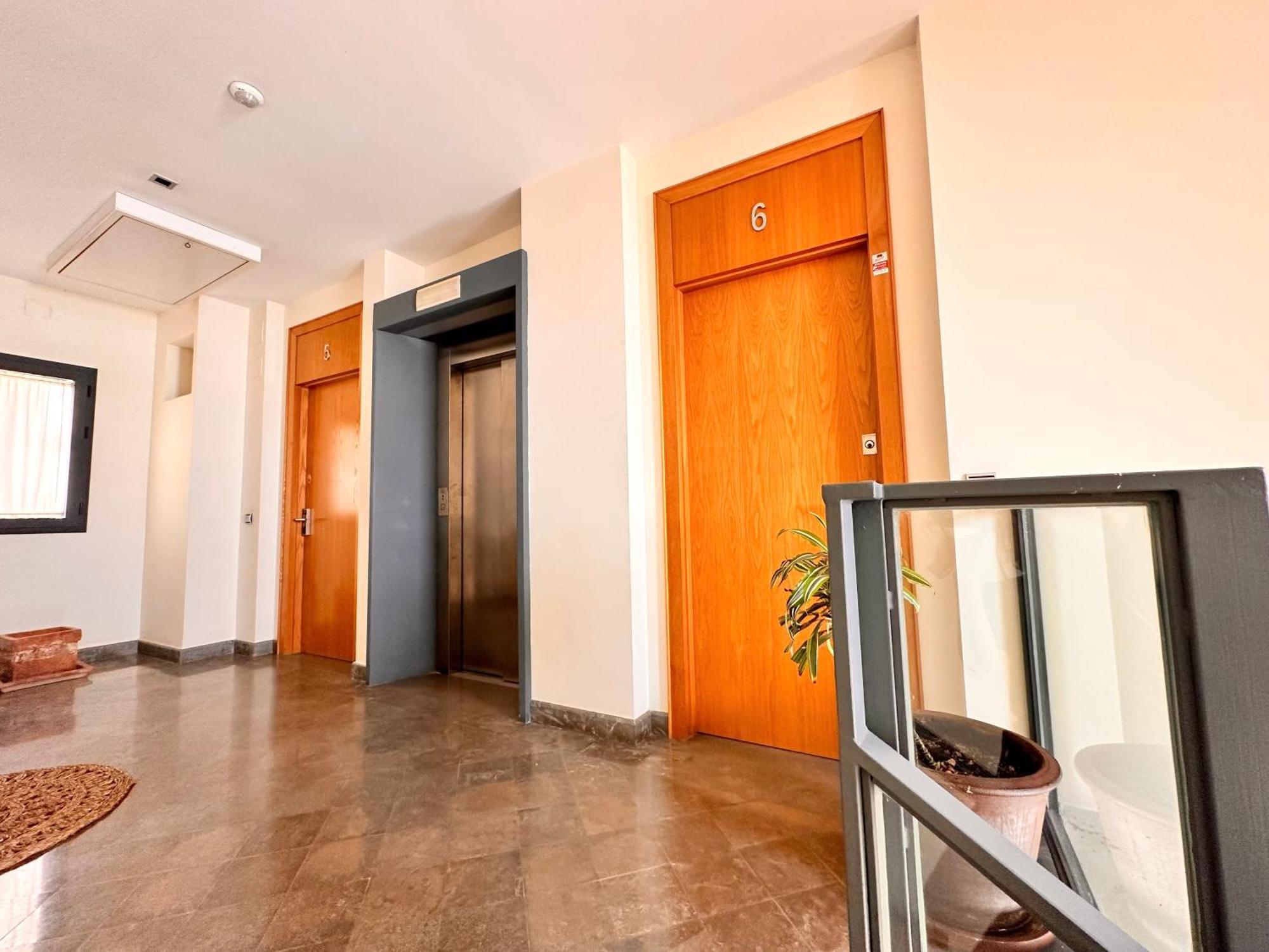 Penthouse Near Cathedral Private Rooftop Private Parking 塞维利亚 外观 照片