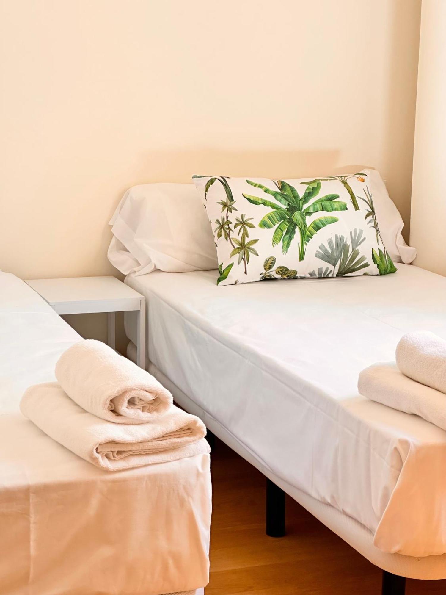 Penthouse Near Cathedral Private Rooftop Private Parking 塞维利亚 外观 照片