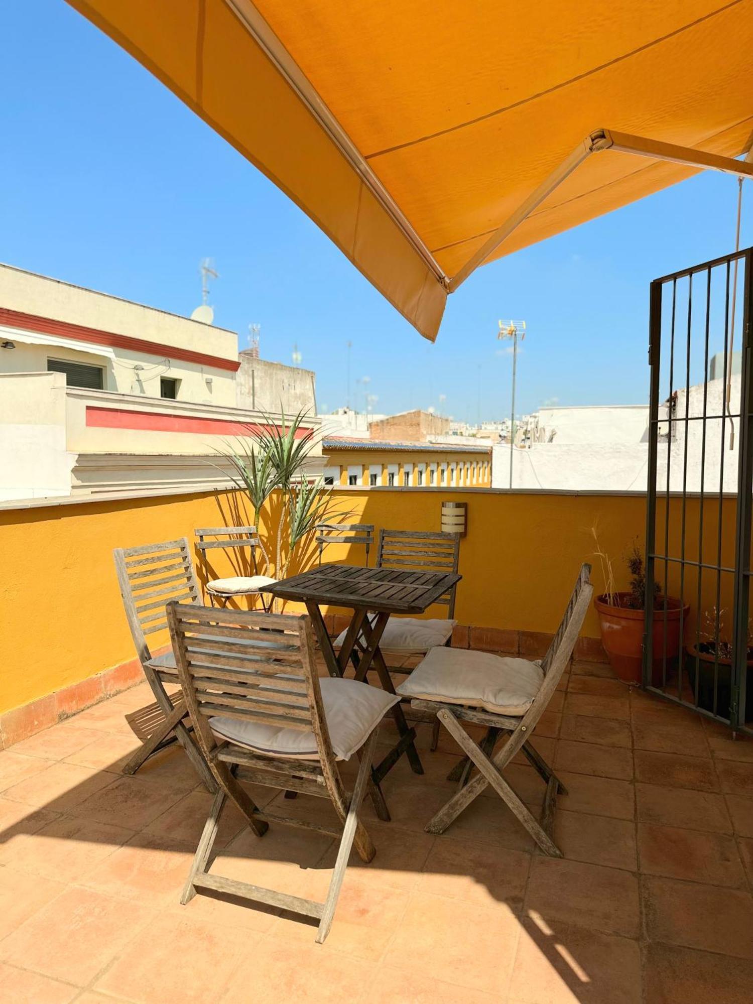 Penthouse Near Cathedral Private Rooftop Private Parking 塞维利亚 外观 照片